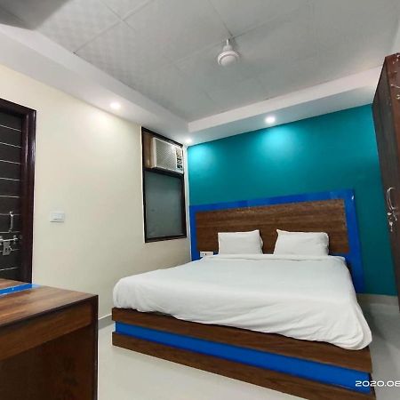 Hotel Royal Town Νέο Δελχί Εξωτερικό φωτογραφία